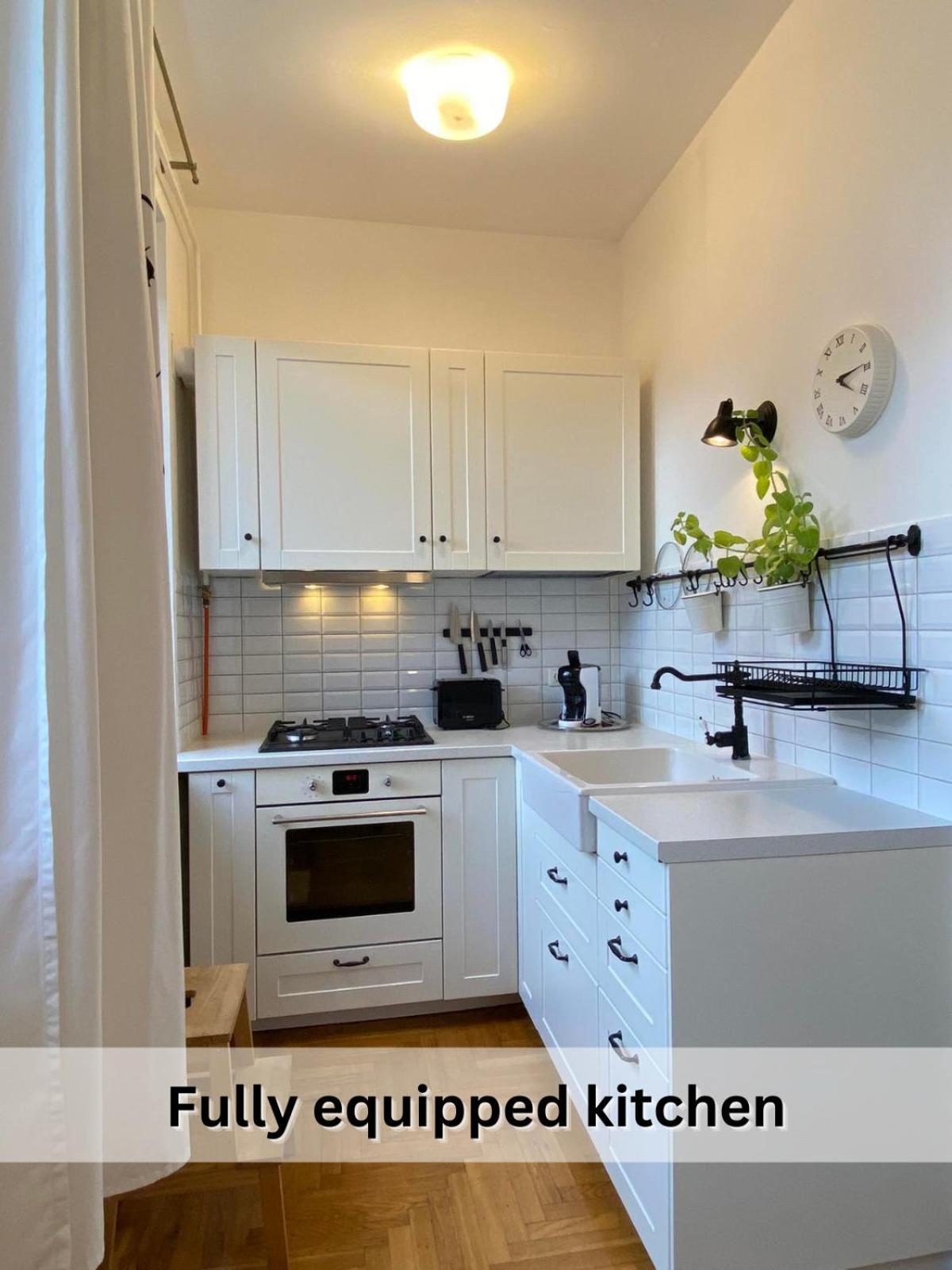 Spacious Old Town Apt, 3 Private Rooms, Sleeps 5-6 Kaunas Exterior photo